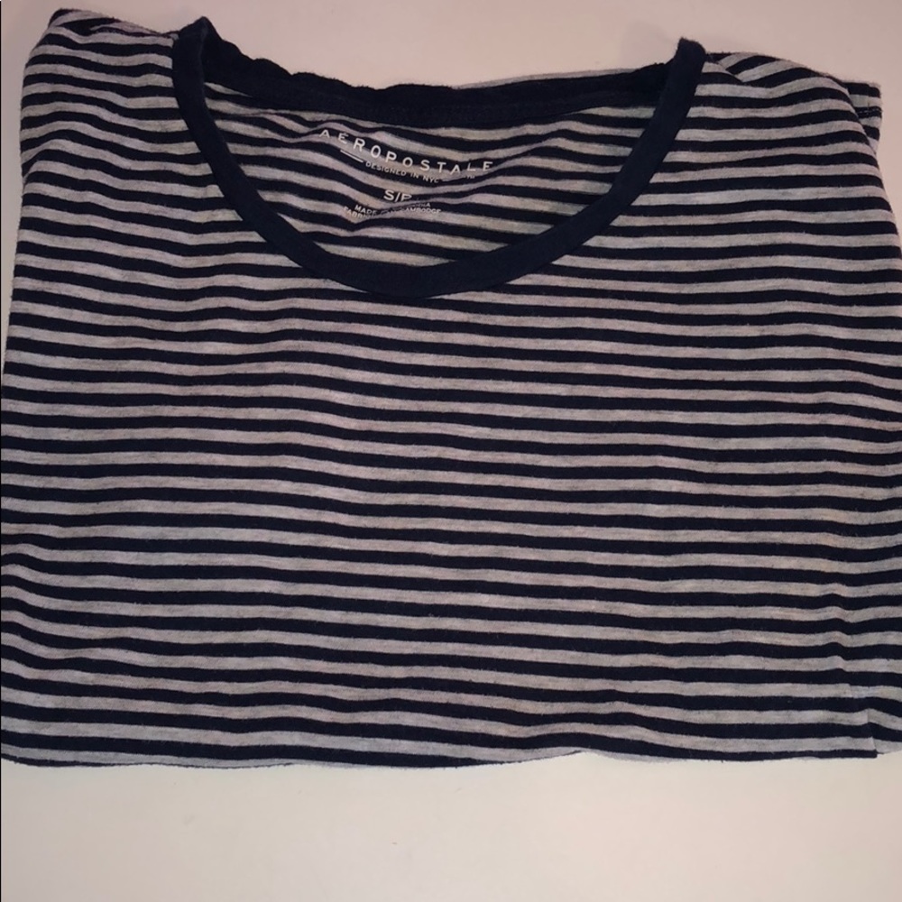 Aeropostale stripped t-shirt